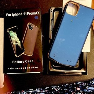 Battery/case for a 11 Pro Max blue wit gold trim